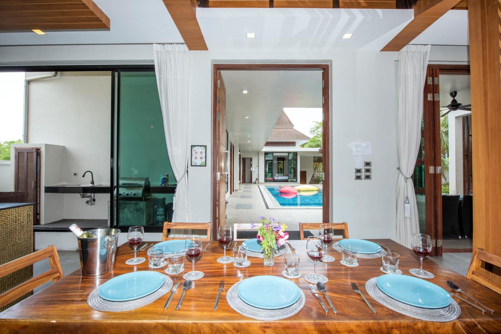 Narintara Private Pool Villas - Free Tuk-Tuk Service To The Beach! Ao Nang Bagian luar foto